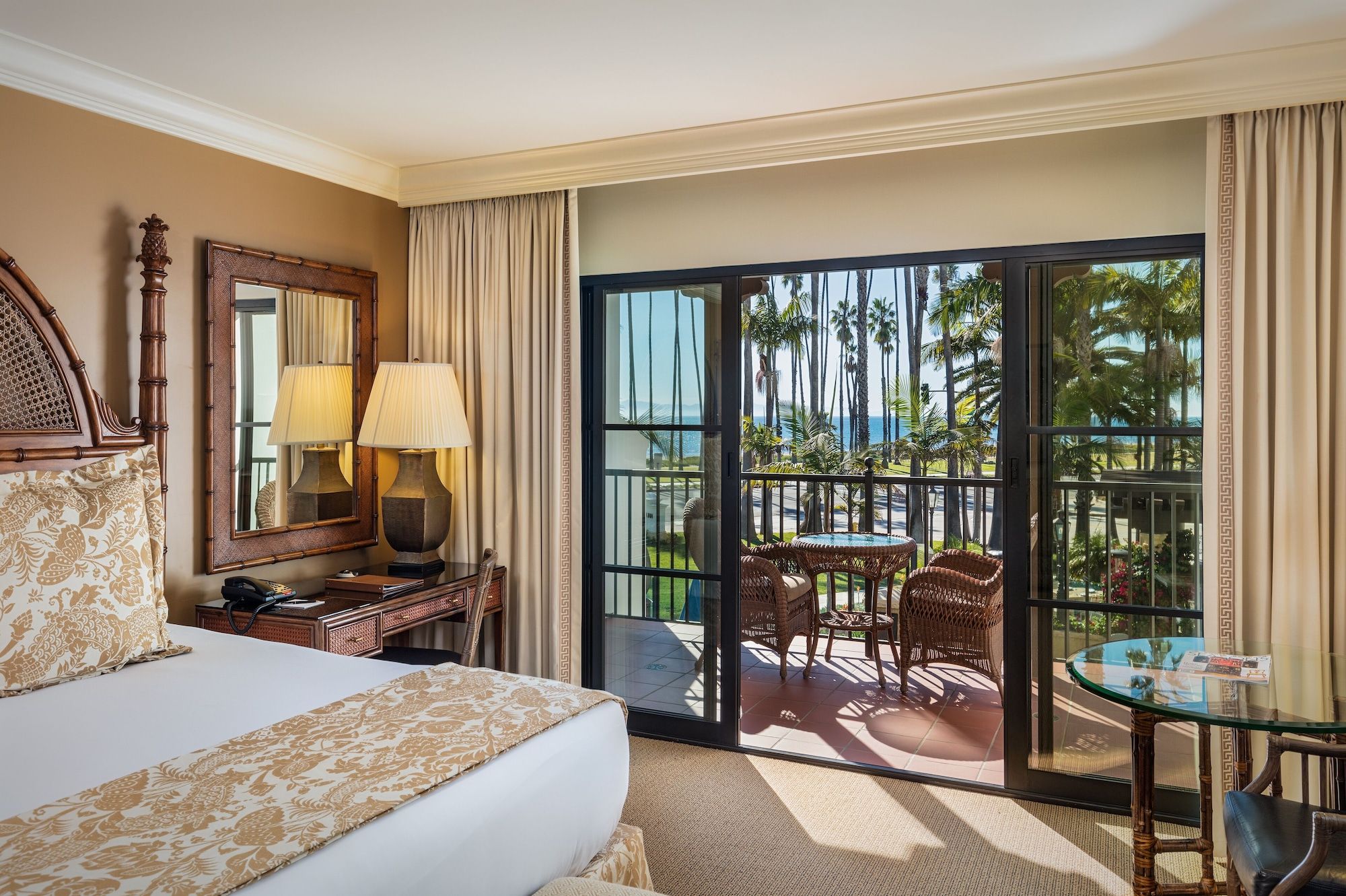 Santa Barbara Inn - Santa Barbara