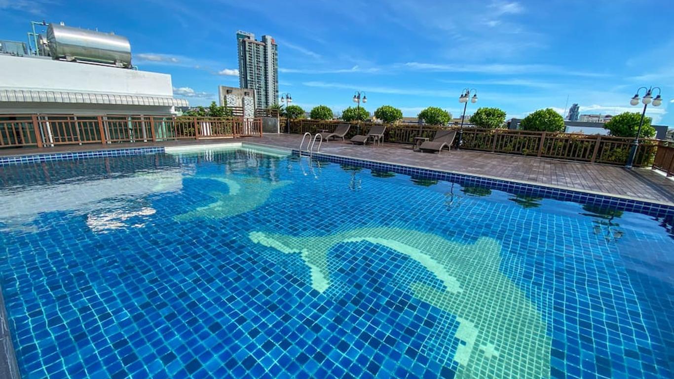 فارينا بالاس هوتل