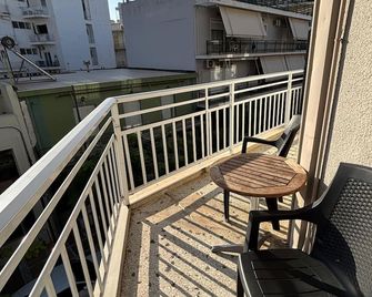 Hotel Marko - Loutraki - Balkon