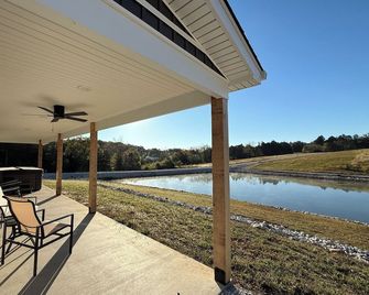 Seclusion at its finest on 90 Acres - Troy