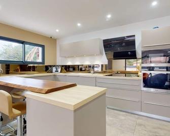 Villa luxe architecte en Drome provencal - Puygiron - Cocina