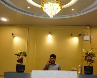 Hotel The Sangha Residency - Varanasi