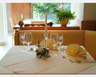 Hotel Sonnenhof - Lana - Dining room