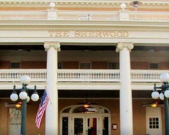 The Sherwood Hotel - Greene - Edificio