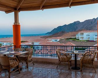 Ecotel Dahab Bay View Resort - Dahab - Balkon