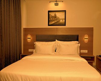 Hotel Hype - Morādābād - Slaapkamer