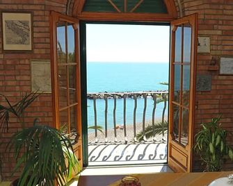 B & B Torre Saracena - Mattinata - Balcony