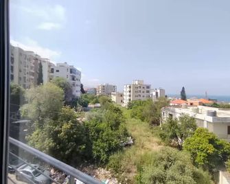 Cute Appartement in Byblos - 3 min drive from Center - Byblos - Balcony
