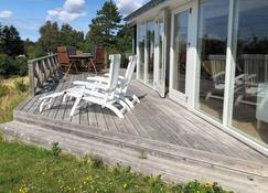 Nice summer house with sea view - Jægerspris - Patio