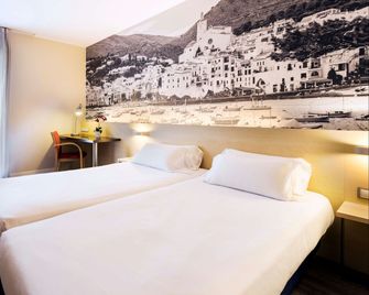 B&B Girona 3 - Salt - Habitación