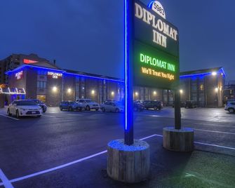 Diplomat Inn - ניאגרה פולס - בניין