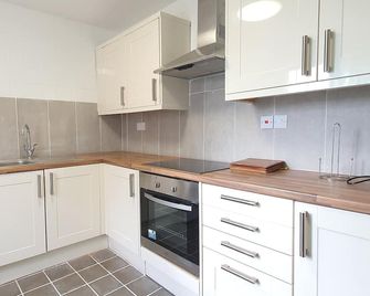 Grace Apartments - Living Waters 1 - Ashford - Cocina