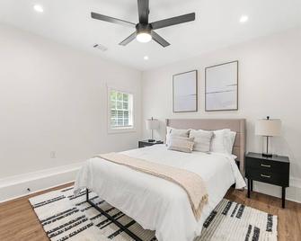 Peaceful & Modern Historic Norcross Home - Norcross - Habitación