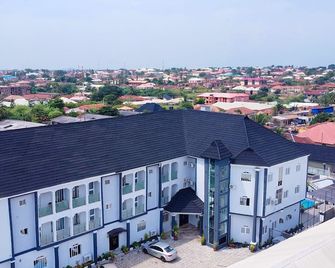 Wingate Exotic - Ilorin - Building