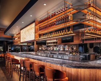 Silver Legacy Reno, A Caesars Destination - Reno - Baari