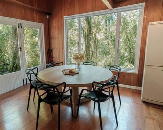 Rockwood Lodges - Howick - Їдальня