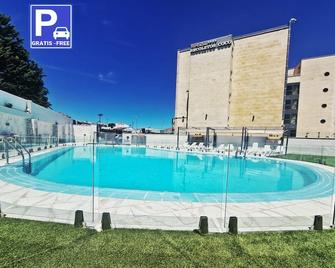 伊布雷科萊托斯可可薩拉曼卡酒店 - 薩拉曼卡 - 薩拉曼卡 - 游泳池
