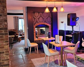 Marsh Farm Hotel - Swindon