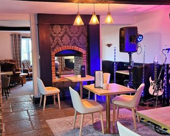 Marsh Farm Hotel - Swindon