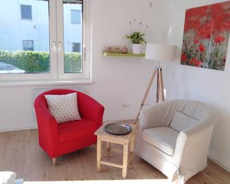 Green oasis in Vienna - whole house floor with garden+bikes - Vienna - Living room