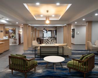 Fairfield Inn & Suites by Marriott Denton - Denton - Area lounge