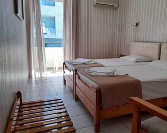 Phaethon Hotel - Kos - Bedroom