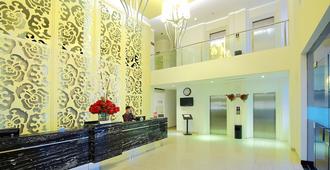 HW Hotel Padang - Padang - Resepsjon