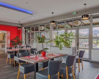 Hotel Restaurant Les Jardins D'Epône - Épône - Restaurant