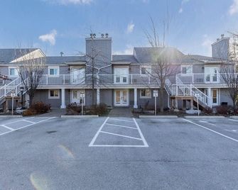 The Landing Pad - Condo in Collingwood - Collingwood - Bâtiment