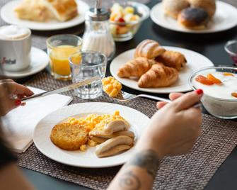 ibis budget Lugano Paradiso - Lugano - Dining room