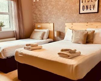 The Arch Guesthouse - Clifden - Bedroom