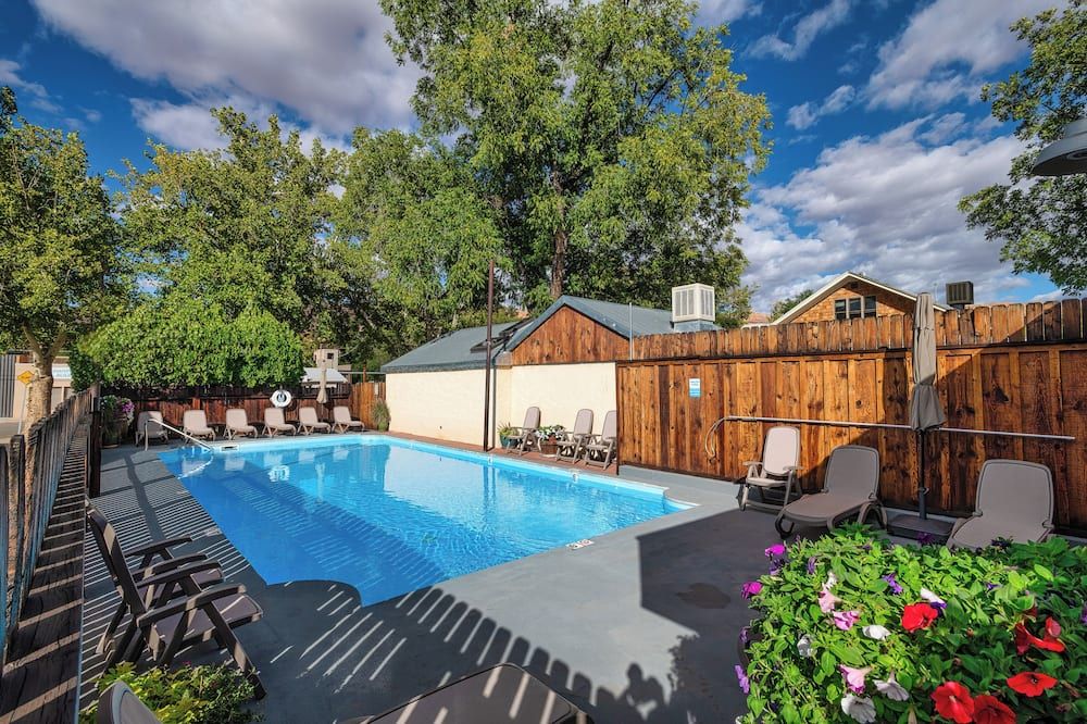 Rustic Inn - מואב - בריכה