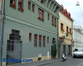 Hotel Diána - Pecs - Bina