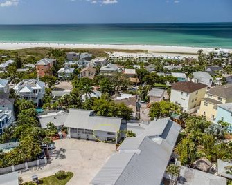 The Ringling Beach House - Siesta Key - Outdoor view