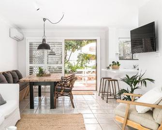 A Perfect Stay - Cooinda - Byron Bay - Salon