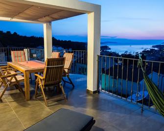 Penthouse With Spectacular Sea View - Hvar - Balcony