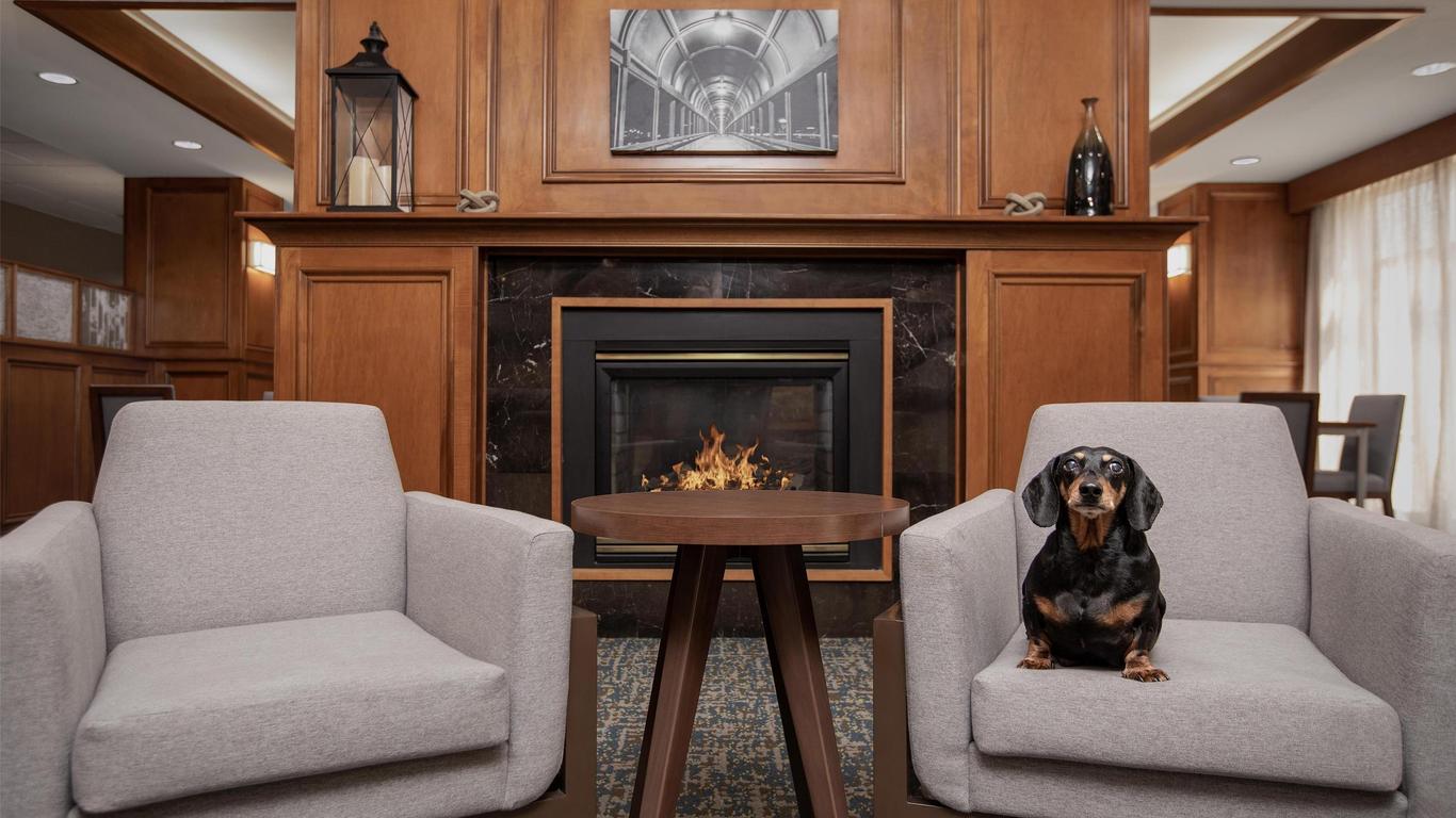 Hampton Inn by Hilton Waterloo Cedar Valley