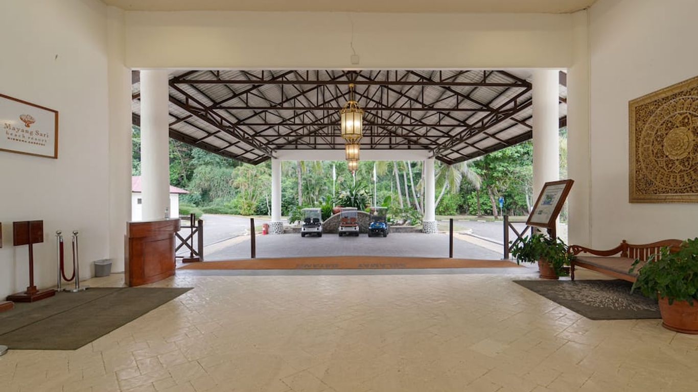 Mayang Sari Beach Resort