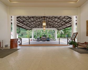 مايانغ ساري بيتش ريزورت - Lagoi - ردهة