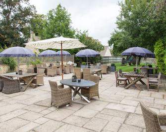 The Wychwood Inn - Chipping Norton - Патіо
