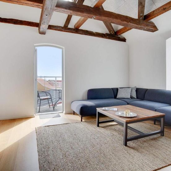 Two-Story Loft with Large Terrace – Løkken