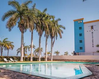 Hotel Baluartes - Campeche - Uima-allas