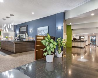 Days Inn by Wyndham Montreal Airport Conference Centre - Montreal - Lobby