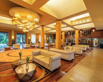 Speke Resort Munyonyo - Kampala - Lobby
