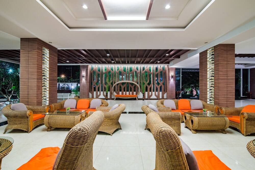 جولدن بيتش تشا أم هوتل