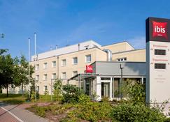 Ibis Berlin Dreilinden - Kleinmachnow - Gebouw
