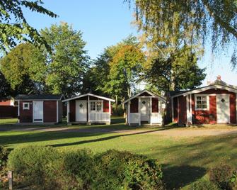 Korskullens Camping Stugor & Cafe - Soderkoping - Gebäude