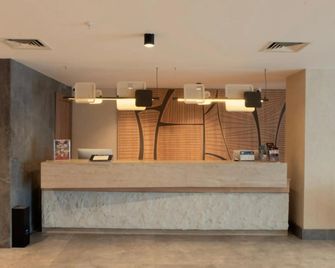 Kleopatra Dreams Beach Hotel - אלניה - דלפק קבלה