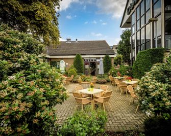 Campanile Hotel & Restaurant Rotterdam Oost - Rotterdam - Patio