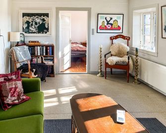 Amazing Home In Ærøskøbing With Wifi - Ærøskøbing - Wohnzimmer